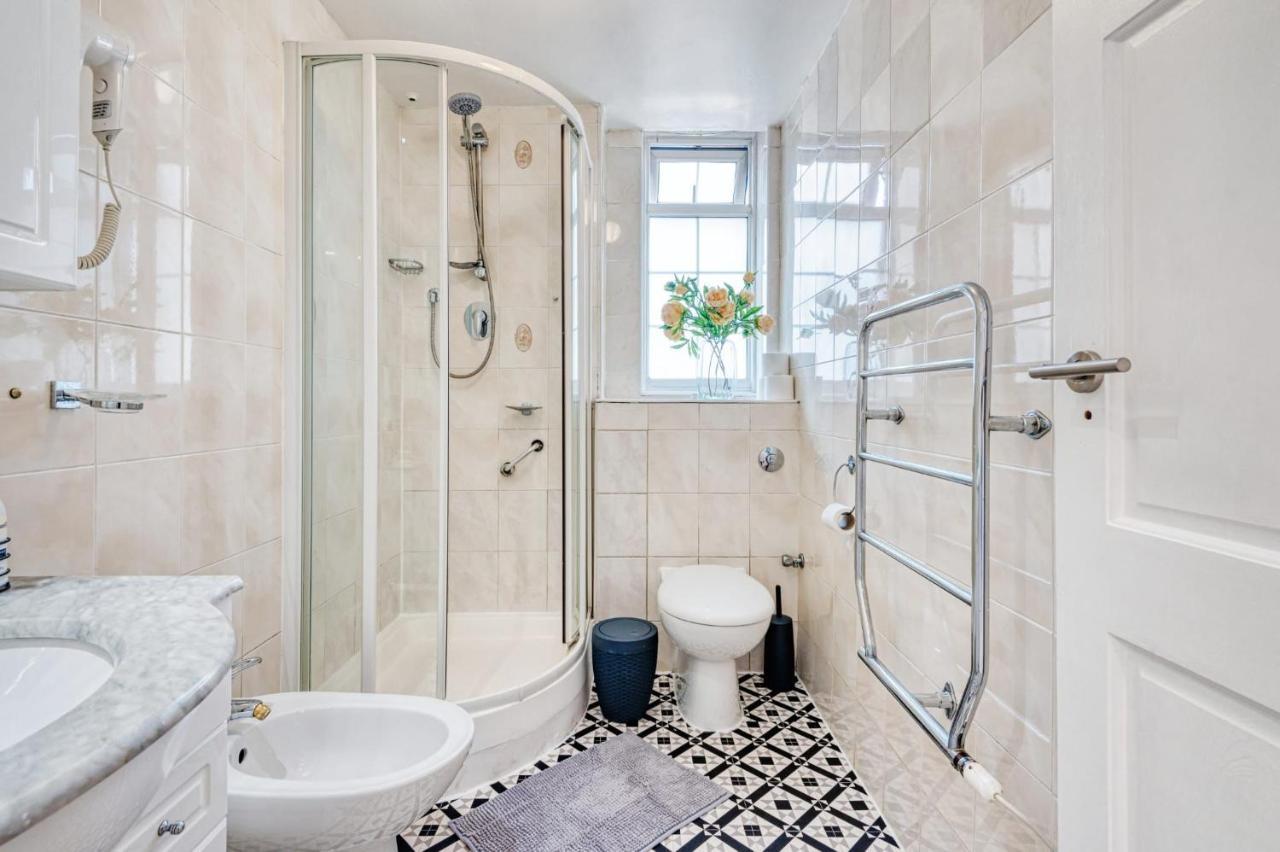 Marble Arch 2-Bedroom Apartment London Bagian luar foto