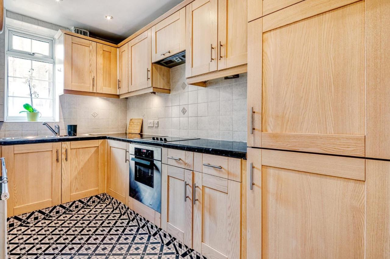 Marble Arch 2-Bedroom Apartment London Bagian luar foto